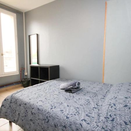 02 - Chambre Avec Lit Double Et Sdb Prive Wifi سان دوني المظهر الخارجي الصورة